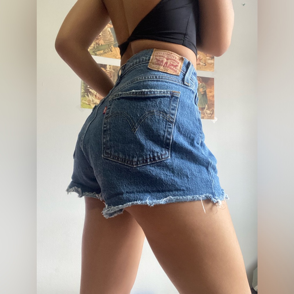 LEVI’S 501 DENIM SHORTS